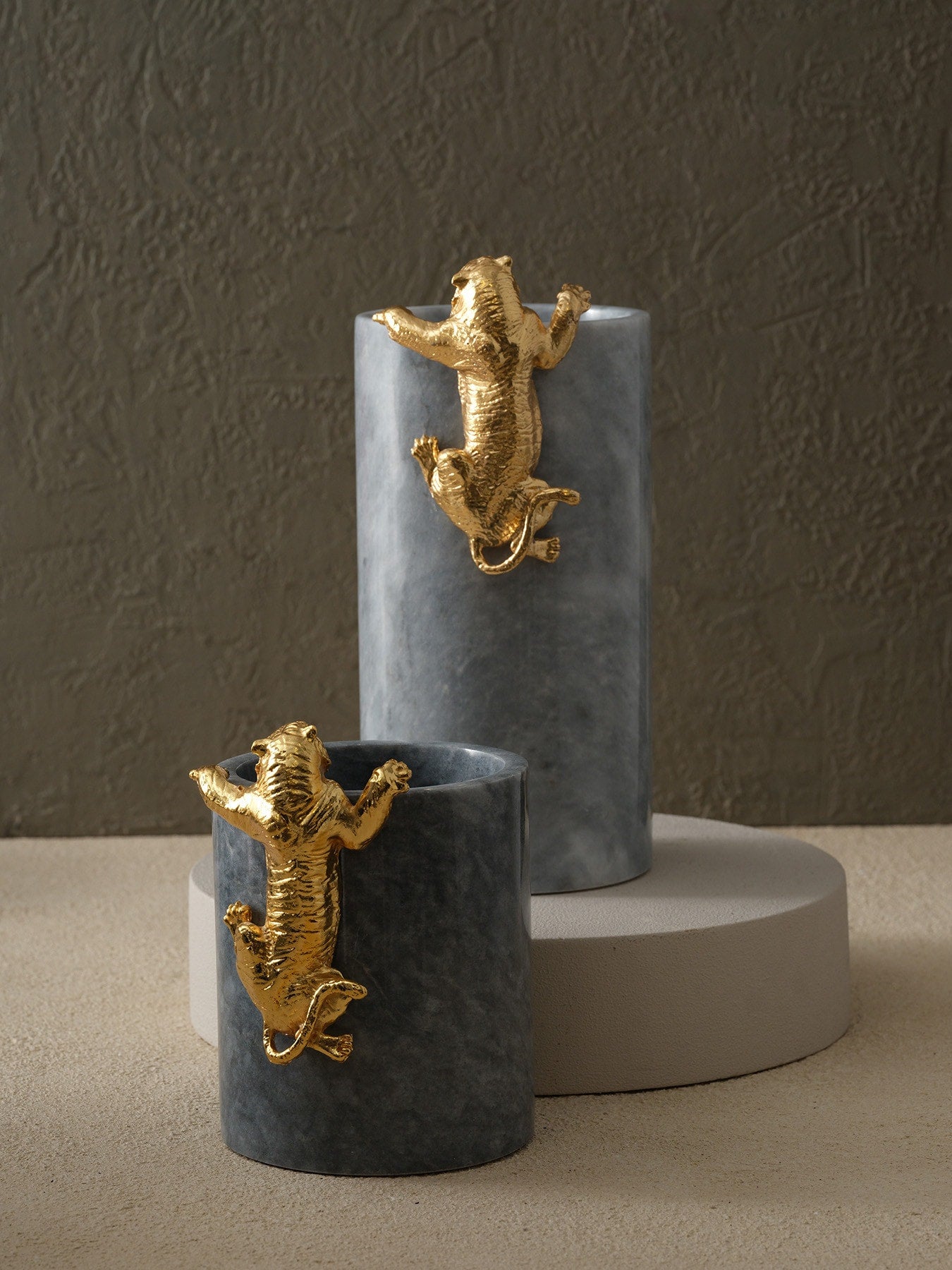 Pirinç Kaplanlı Mermer Vazo - Büyük Boy