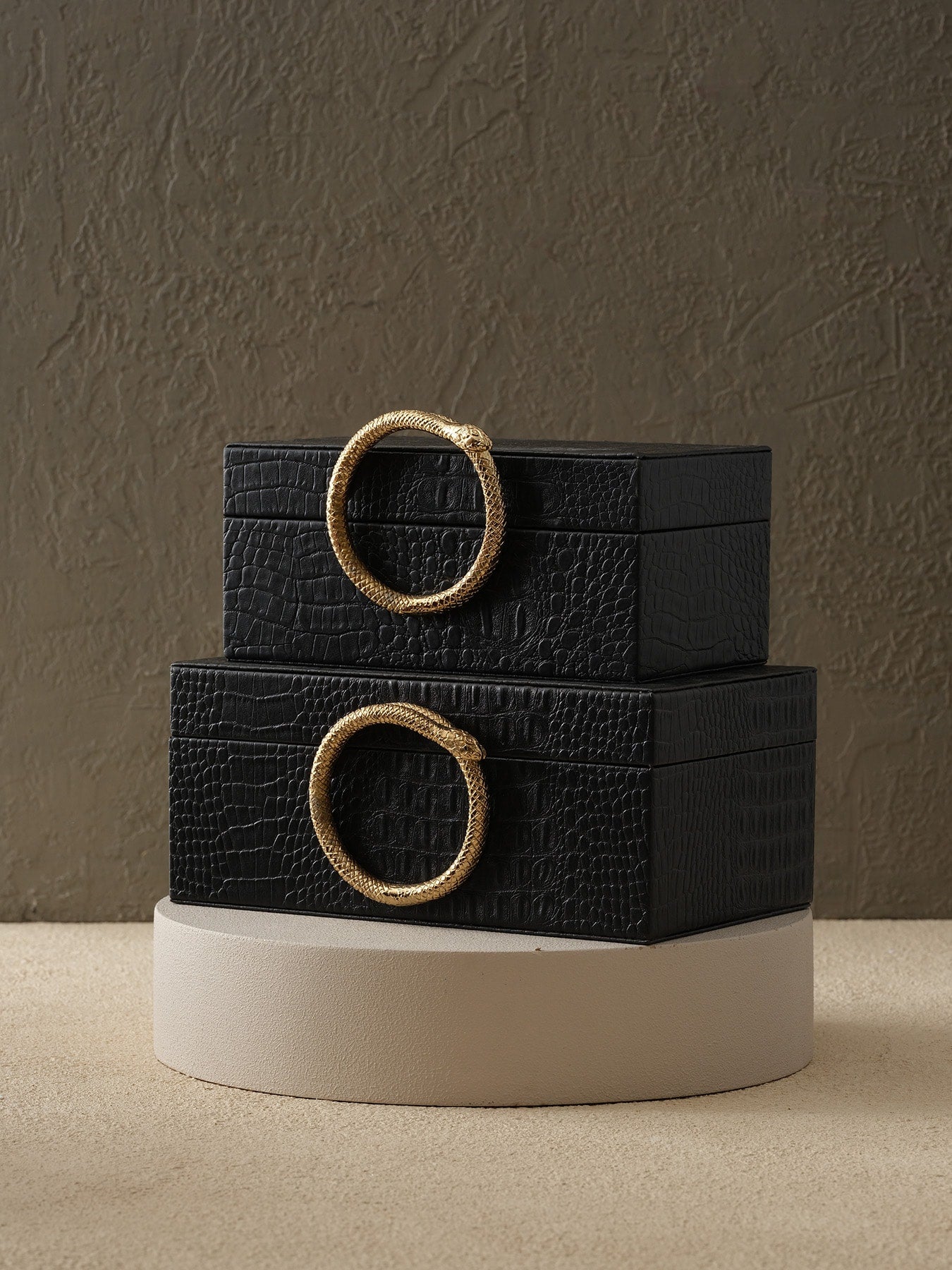 2'li Yılan Aksesuarlı Deri Kutu