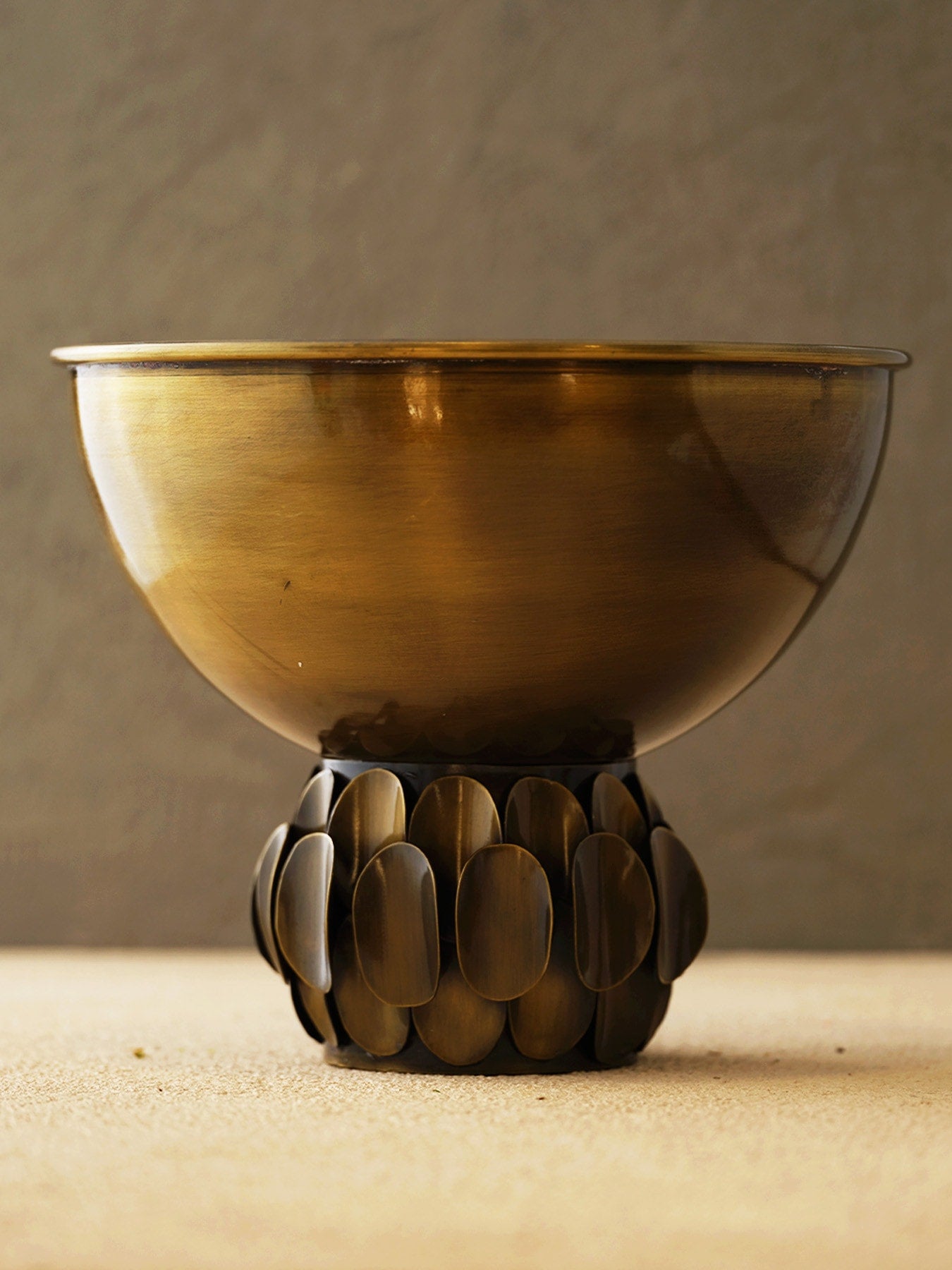 Pullu Pirinç Çanak