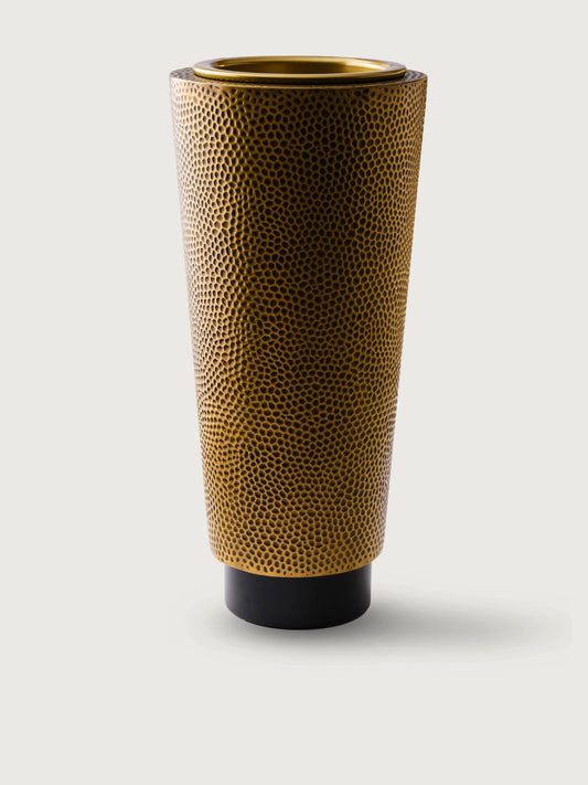 Pirinç Dövme Saksı