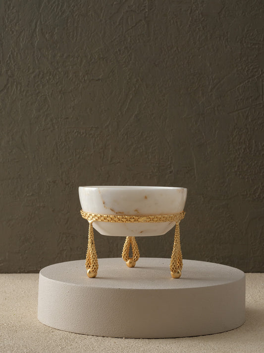 Püskül ayaklı Çanak