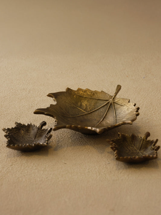 Çınar Yaprakları - Büyük Boy