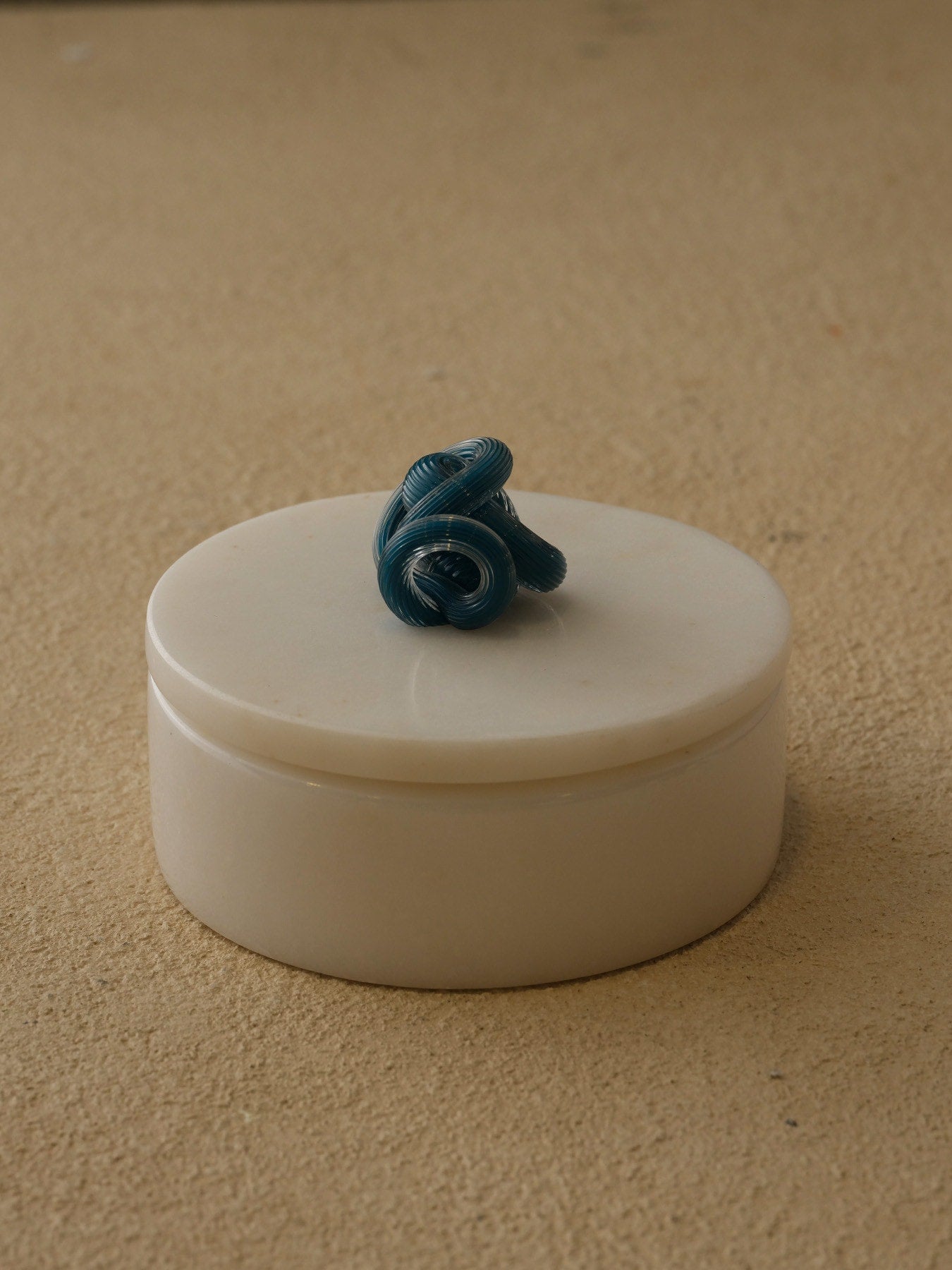 Cam Örgü Kulplu Kutu