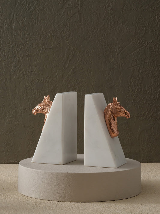 Piramit Kaideli At Başlı Kitap Tutucu