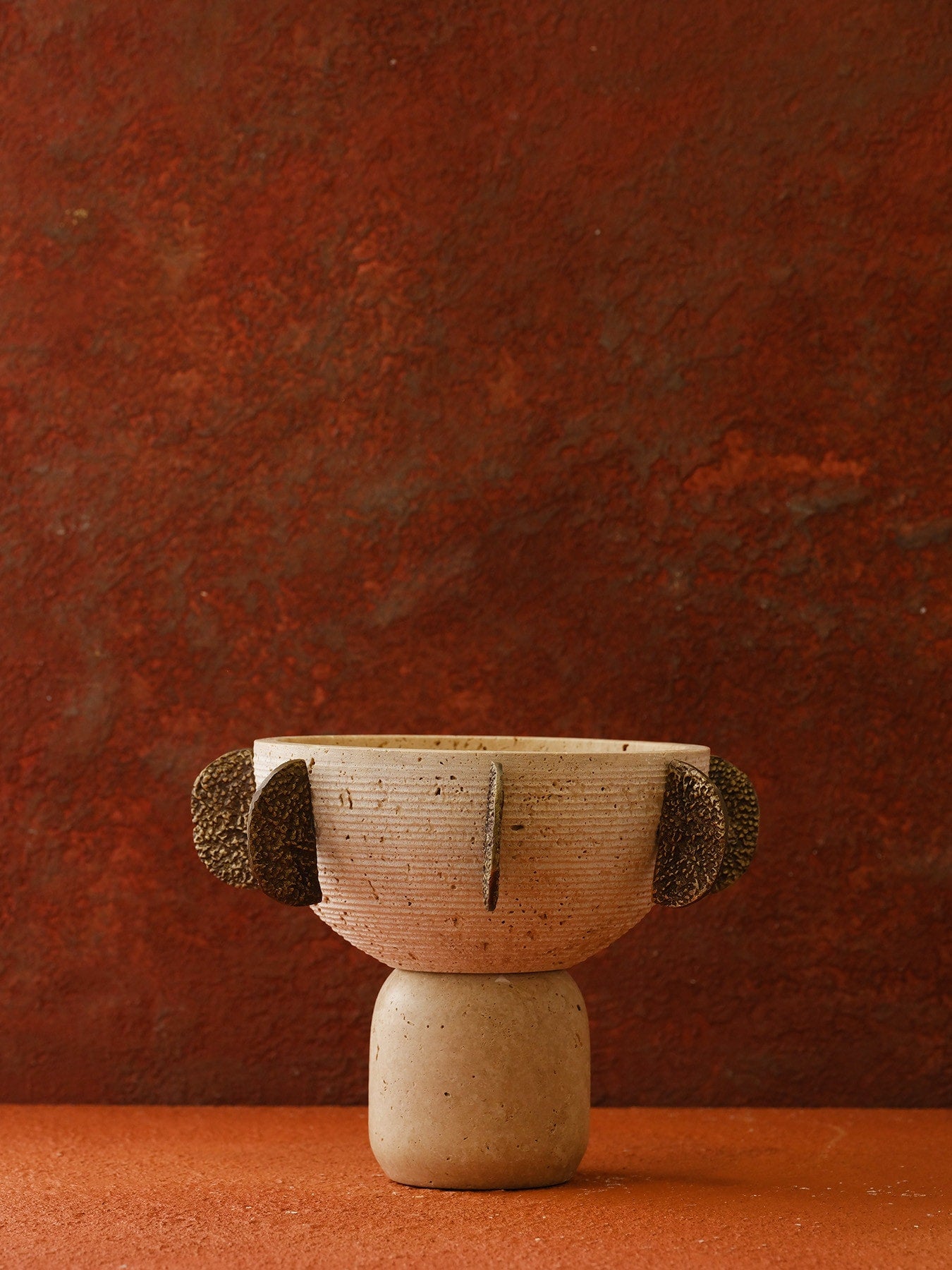 Hilal Aksesuarlı Traverten Çanak - Orta Boy