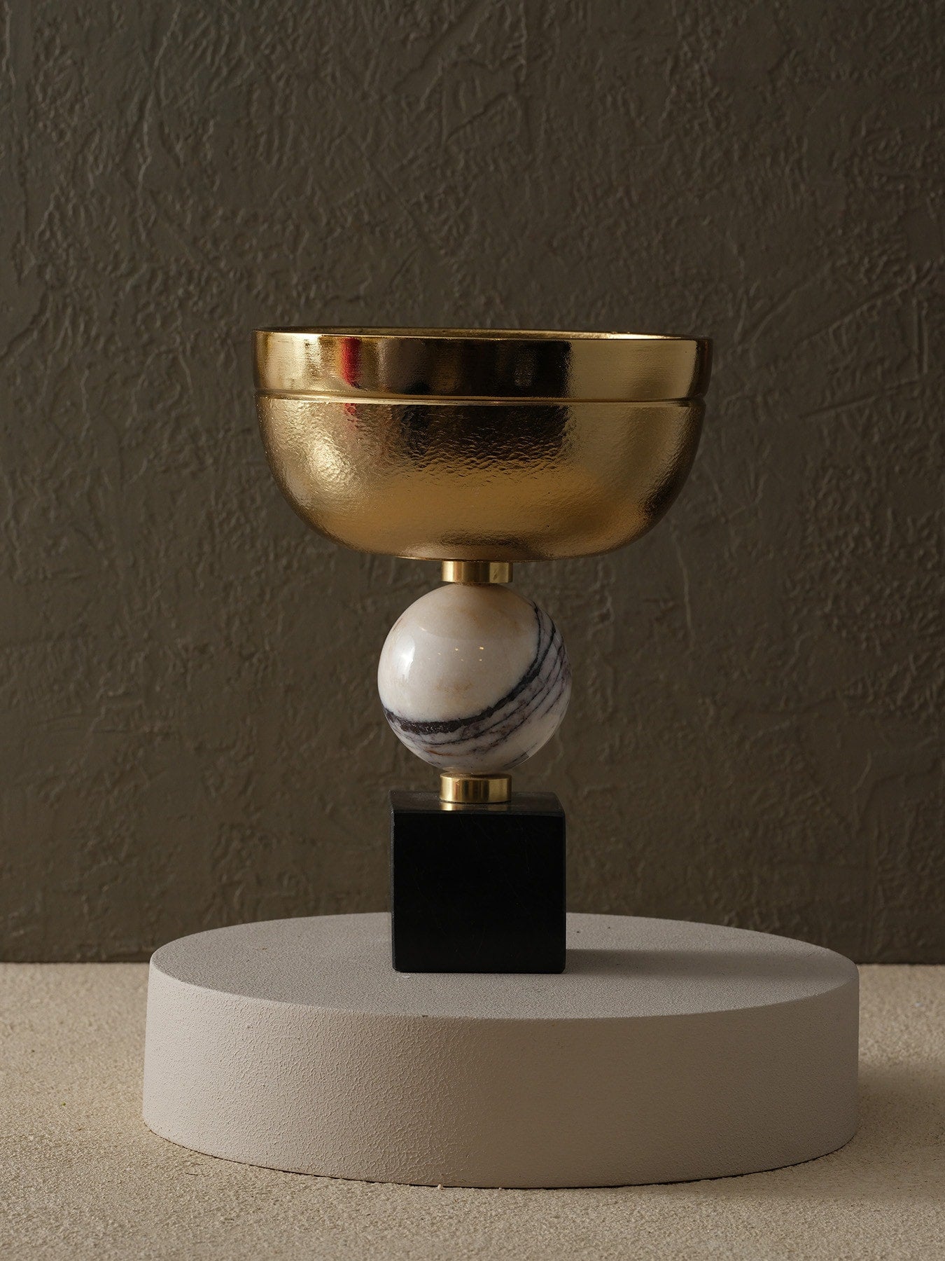 Küp ve Küre Ayaklı Pirinç Çanak