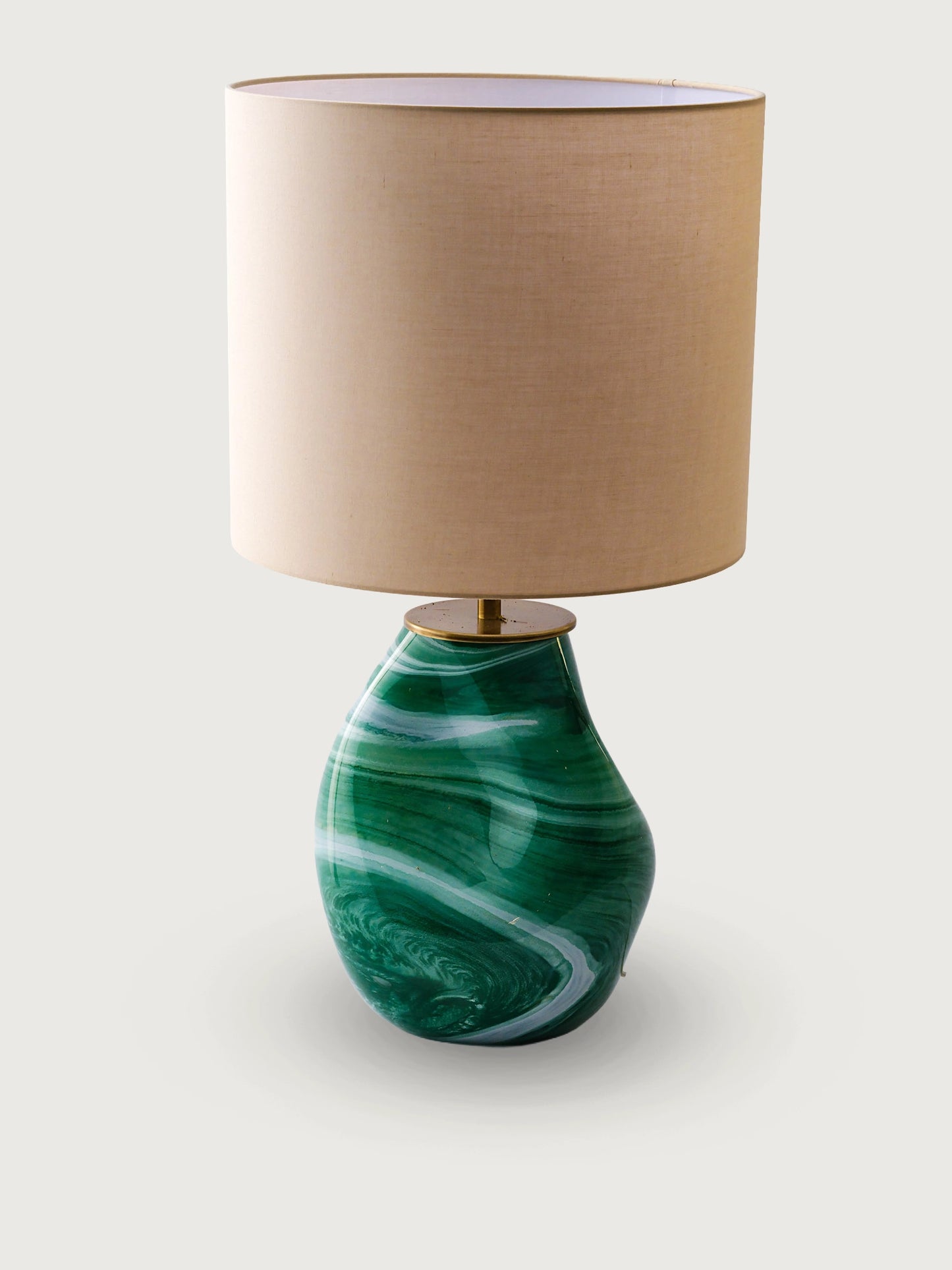 Marleth.co el yapımı şeffaf murano cam gövdeli abajur 57,5 cm boy ve 35,5 cm genişlik